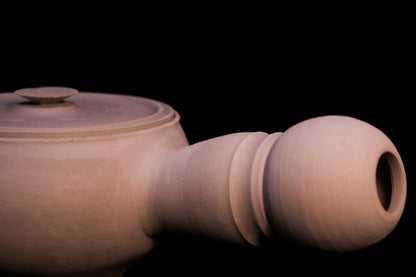 Nº 26 [Fragile Teapot]