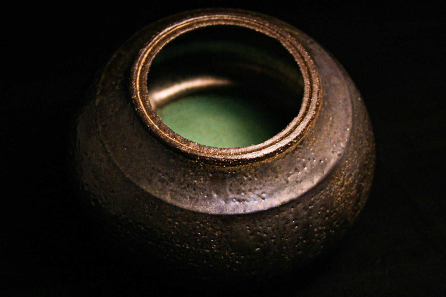 Nº7 [Raw Container]